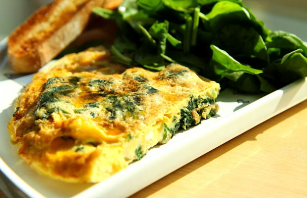 Frittata-ze-szpinakiem-szybkie-śniadanie-w-wersji-de-luxe-1-MAIN